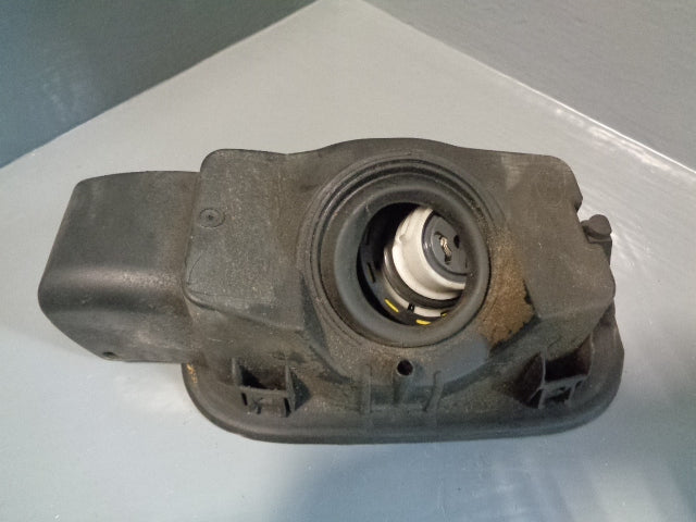 Range Rover Sport Fuel Flap Mechanism with Cap L320 2005