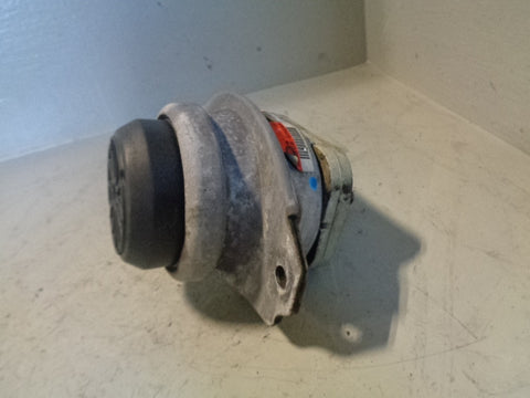 Engine Mount Front 2.7 TDV6 Range Rover Sport Discovery 3 Land Rover KKB500441G