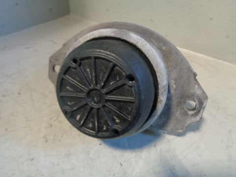 Engine Mount Front 2.7 TDV6 Range Rover Sport Discovery 3 Land Rover KKB500441G