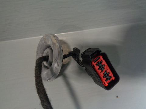 Discovery 4 Near Side Door Wiring Loom Rear Left
