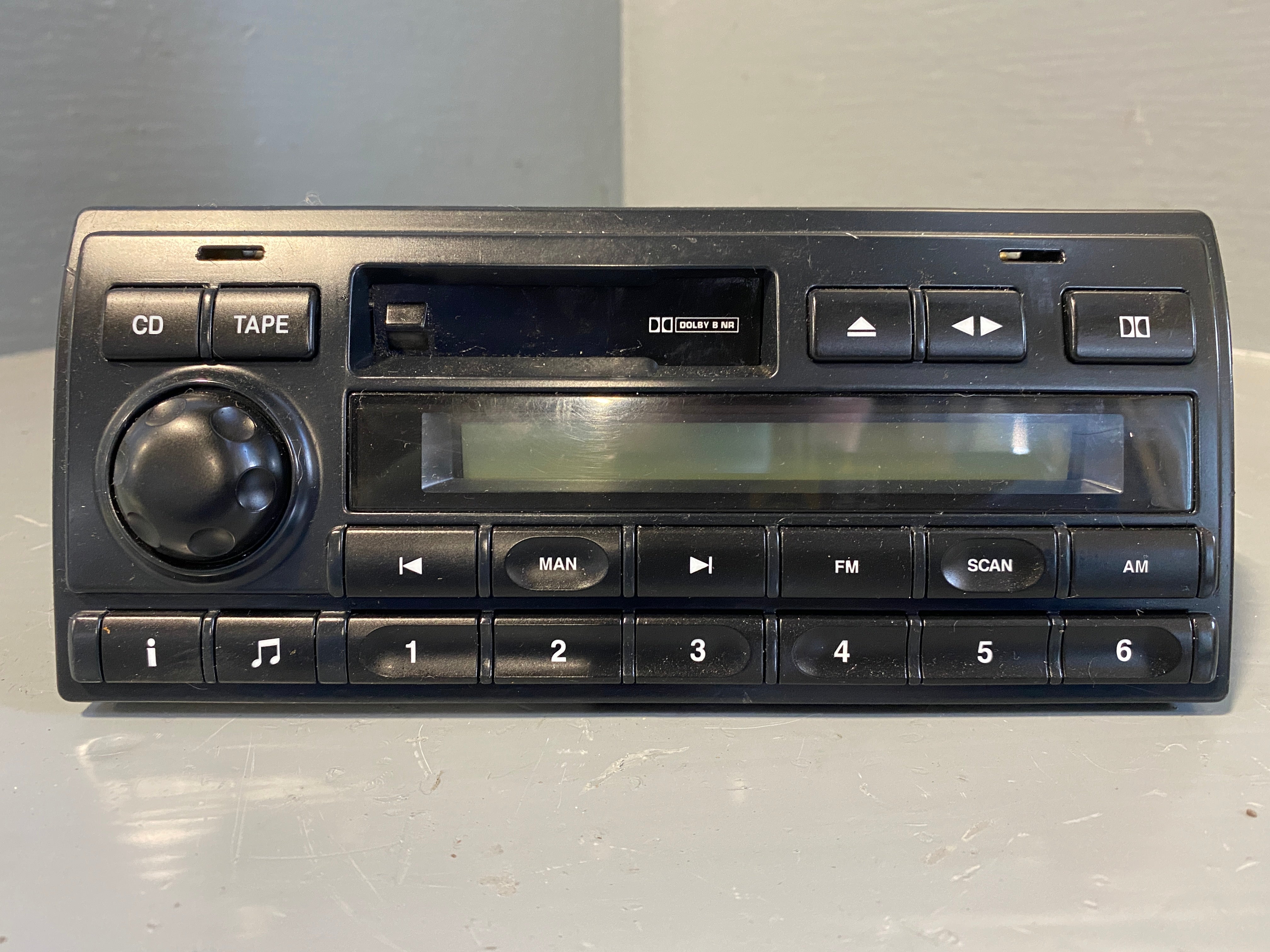 Discovery 2 Stereo Head Unit Radio Cassette Player