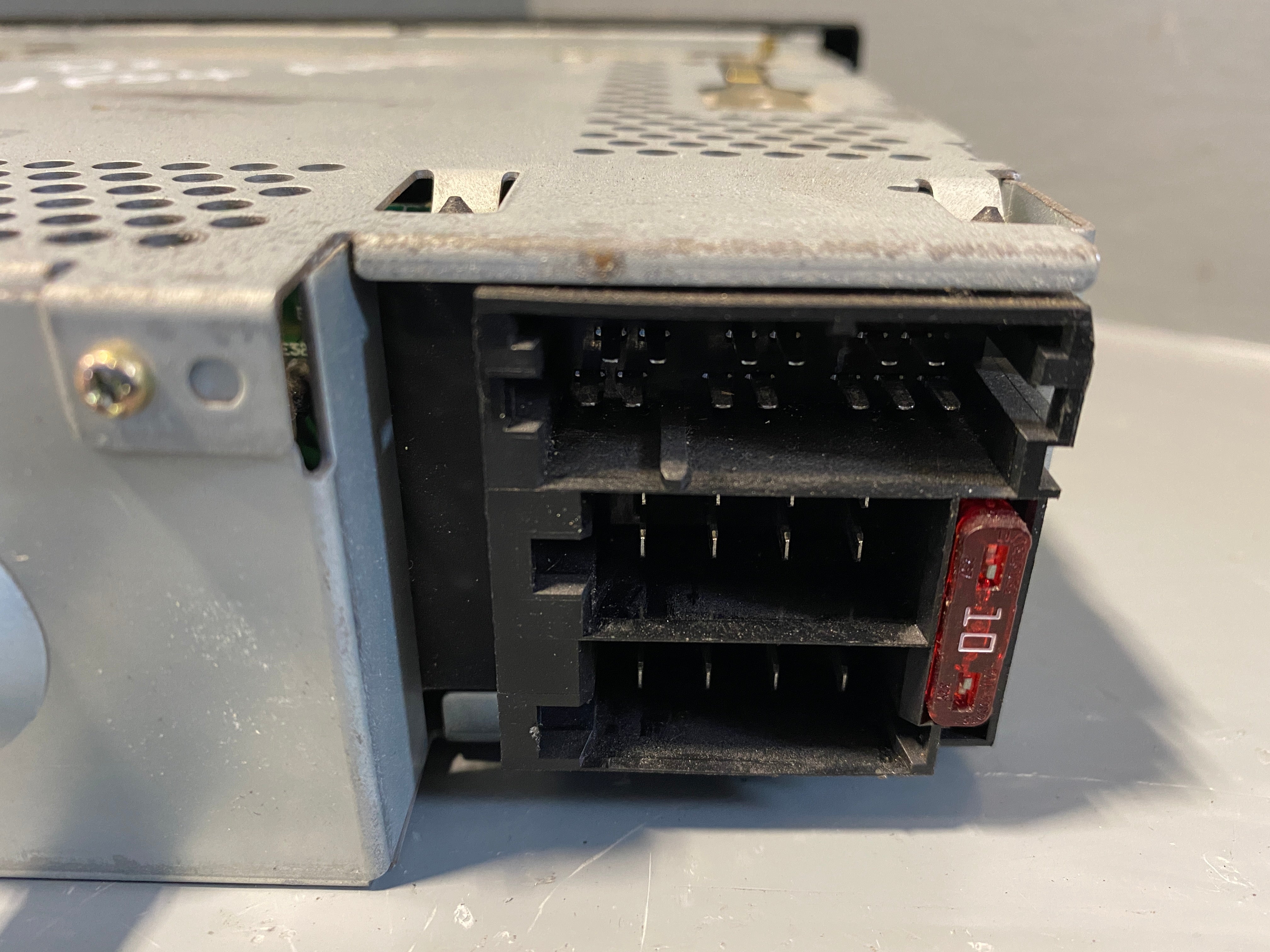 Discovery 2 Stereo Head Unit Radio Cassette Player