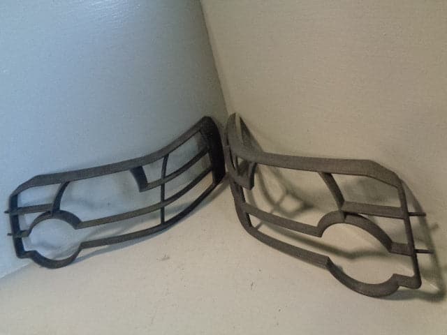 Freelander 1 Headlight Guards Pair Set VUB501390 Land Rover