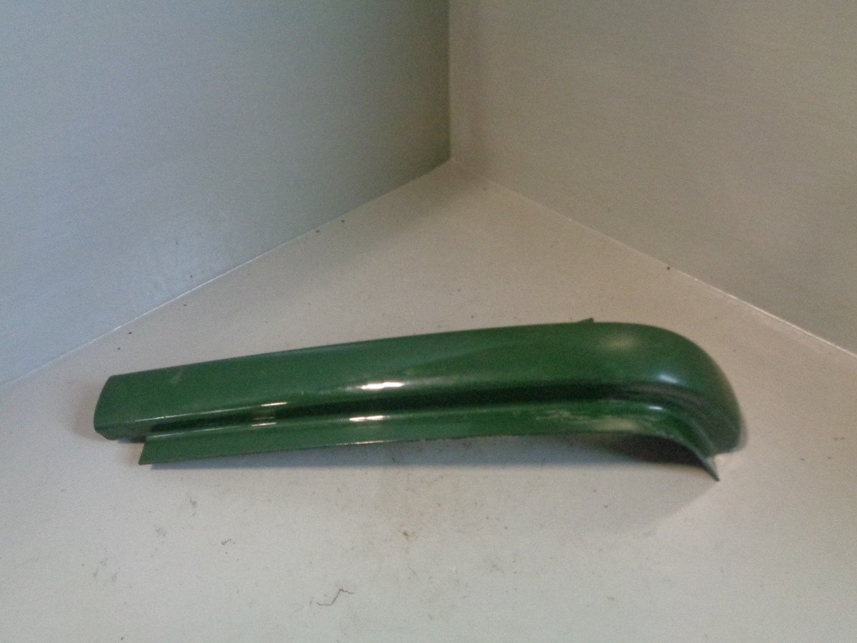 Discovery 2 Headlight Trim Near Side Coniston Green Land Rover 1998 to 2002