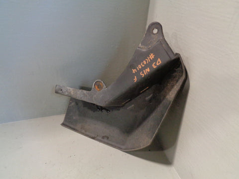 Discovery 3 Mud Flap Guard Near Side Front 2004 to 2009 Land Rover