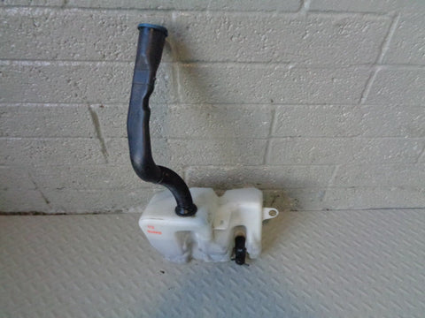 Discovery 3 Washer Bottle Neck and One Pump Land Rover 2004 to 2009