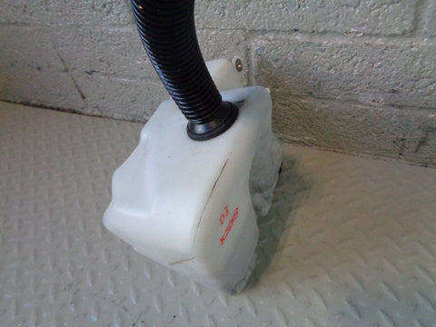 Discovery 3 Washer Bottle Neck and One Pump Land Rover 2004 to 2009