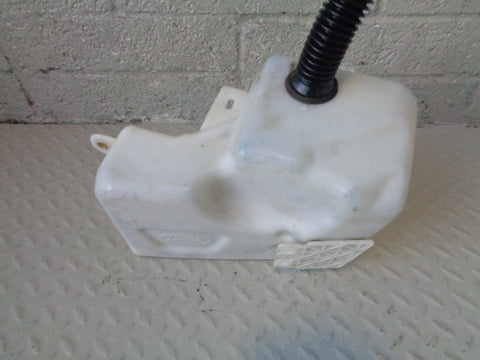 Discovery 3 Washer Bottle Neck and One Pump Land Rover 2004 to 2009