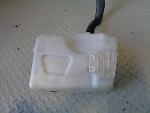 Discovery 3 Washer Bottle Neck and One Pump Land Rover 2004 to 2009
