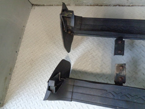 Discovery 2 Side Steps Pair Of Black Land Rover L318 1998 to 2004 R26014