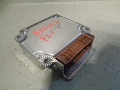 Freelander 1 Airbag Module ECU YWC000610 Land Rover 2001 to 2006