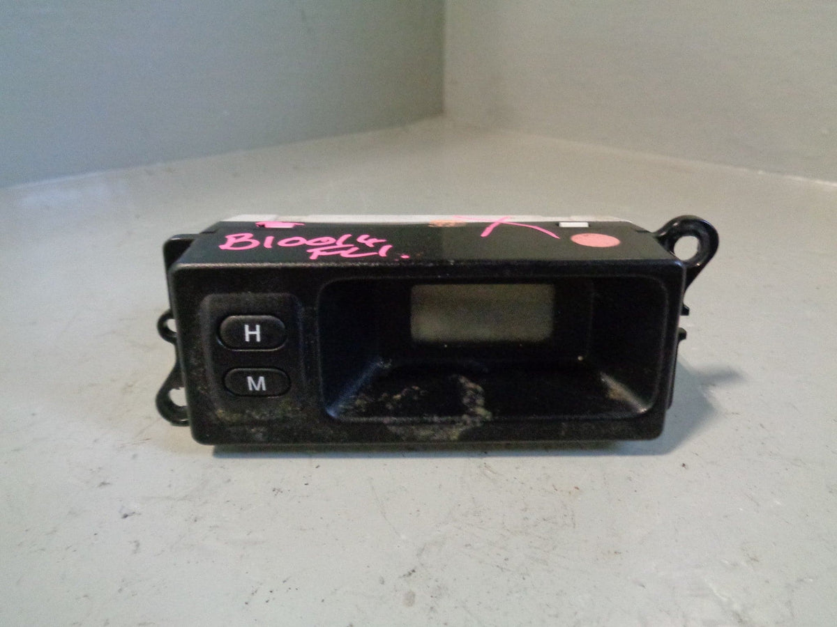 Freelander 1 Clock Digital Display YFB100380 Land Rover 2001 to 2006 B10014