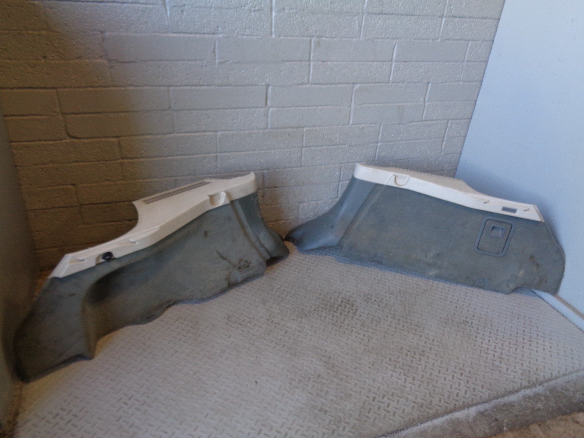 2005 Range Rover Panels Range Rover Sport Boot Trim Panels Interior Pair Aspen and Ivory 2005 ...