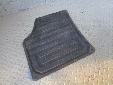Freelander 2 Floor Mats Set of 4 in Black Rubber Land Rover 2006 to 2011 P26100