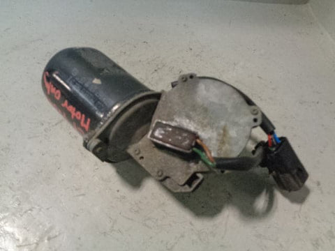 Freelander 1 Windscreen Wiper Motor  Land Rover 1998 to 2004 (no linkage)
