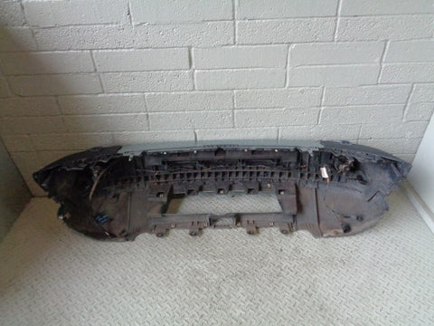 Discovery 3 Front Bumper in Arctic Frost Land Rover 2004 to 2009 K31073
