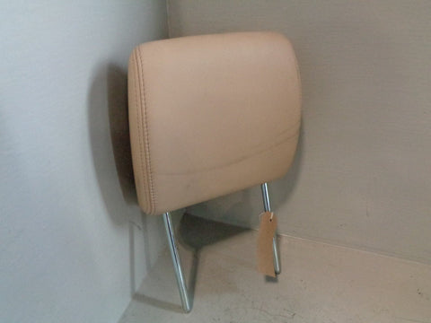 Discovery 3 Rear Headrest Leather in Alpaca Off Side Land Rover 2004 to 2009