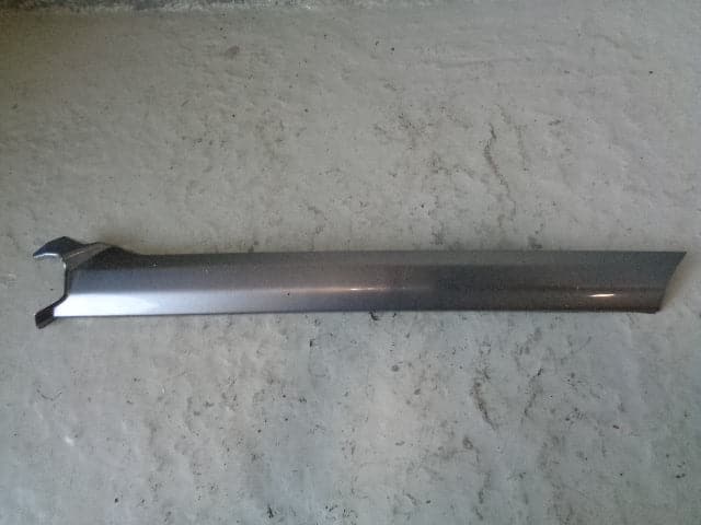 Discovery 3 A Pillar Trim Cover External Off Side Stornoway Grey Land Rover