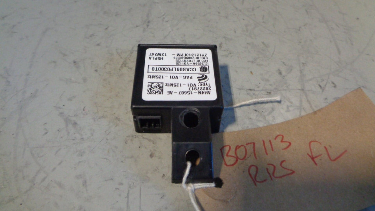 Range Rover Sport Keyless Entry Antenna Module AH4N-15607-AE L320