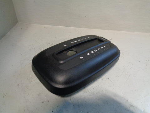 Discovery 2 Gear Selector Surround Automatic TD5 and V8 1998 to 2004 R26014