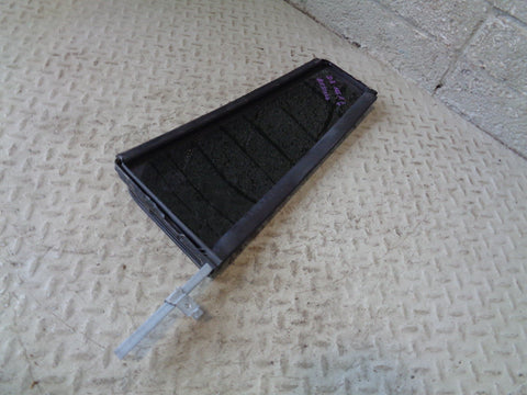 Discovery 3 Window Glass Door Near Side Rear Quarter Land Rover Dark Tint