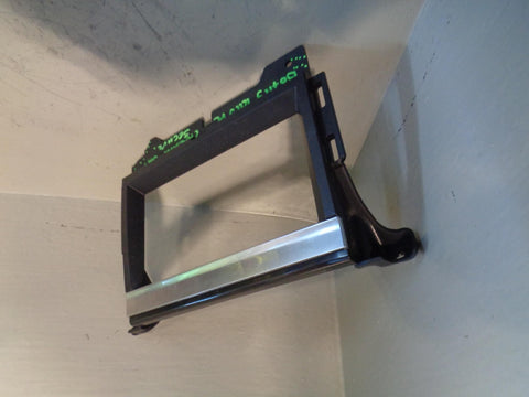 Range Rover Sport Sat Nav Screen Surround Trim CH32-044H94 2009 to 2013 B07113