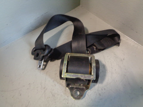 Discovery 2 Seat Belt Near Side Front in Black Land Rover 1998 to 2004