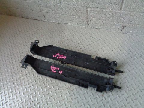 Space Rover Radiator Mounting Range Rover Sport Radiator Brackets Mounts Pair 3.0 TDV6 2009 to 2013 ...