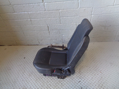 Discovery 2 Dickie Seat Black Leather 3rd Row Off Side Land Rover 1998 to 2004