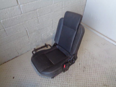 Discovery 2 Dickie Seat Black Leather 3rd Row Off Side Land Rover 1998 to 2004