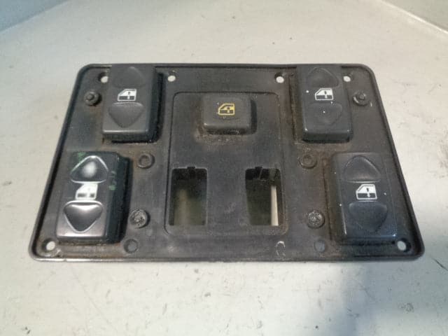 Discovery 2 Electric Window Switch Pack Grey 1998 to 2002 Land Rover (No Facia)
