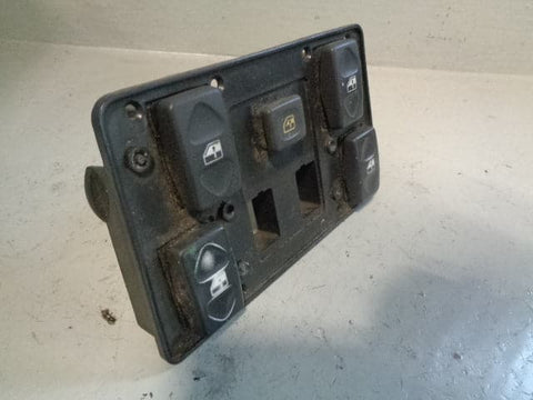 Discovery 2 Electric Window Switch Pack Grey 1998 to 2002 Land Rover (No Facia)