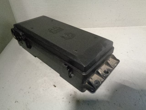 Discovery 2 Under Bonnet Fuse Box TD5 Land Rover YQE103800 1998 to 2004