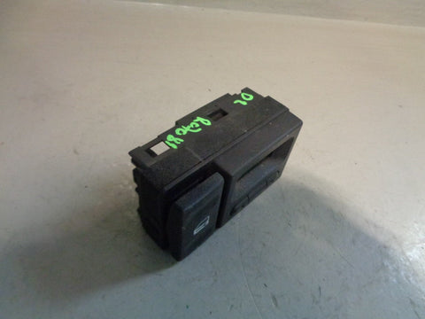 Discovery 2 Clock and Central Locking Button Grey AMR5193 Land Rover