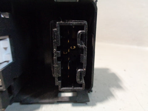 Discovery 2 Clock and Central Locking Button Grey AMR5193 Land Rover