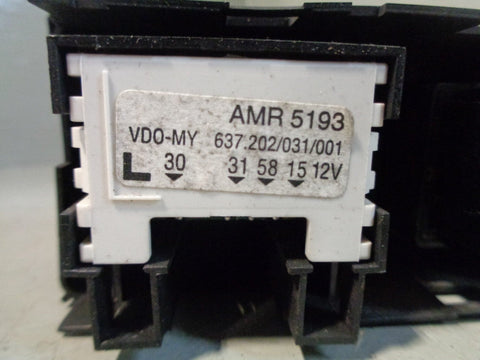 Discovery 2 Clock and Central Locking Button Grey AMR5193 Land Rover