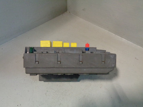 Discovery 2 Fuse Box Under Dash YQE103320 Land Rover 1998 to 2004