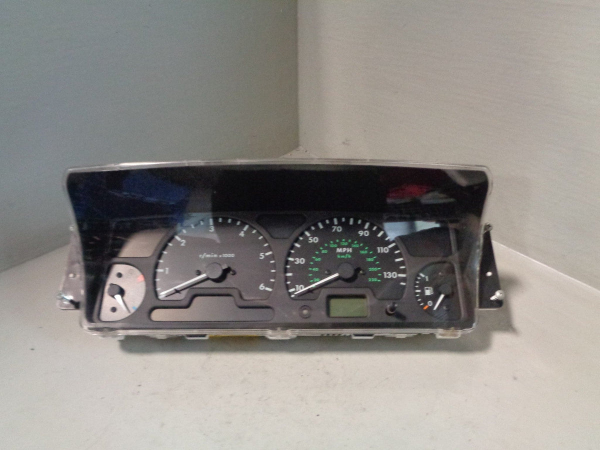 Discovery 2 Instrument Cluster Assembly Speedo YAC114010 V8 Petrol Land Rover