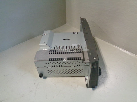 Discovery 3 Radio With CD Player Land Rover VUX500490 2004 to 2009
