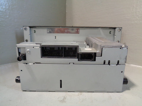 Discovery 3 Radio With CD Player Land Rover VUX500490 2004 to 2009