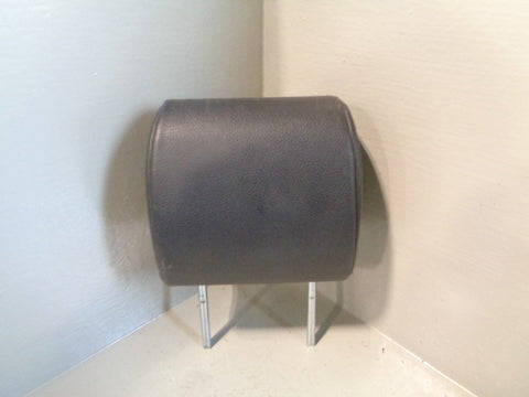 Discovery 2 Centre Rear Headrest Leather in Black Land Rover 1998 to 2004