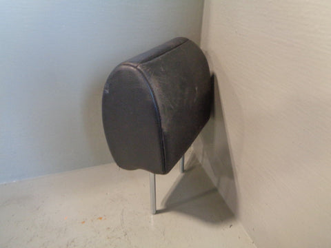 Discovery 2 Centre Rear Headrest Leather in Black Land Rover 1998 to 2004