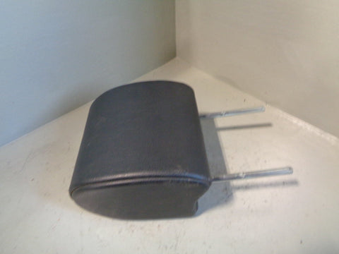 Discovery 2 Centre Rear Headrest Leather in Black Land Rover 1998 to 2004