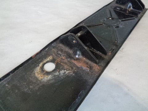 Discovery 3 Rear Seat 3rd Row Bracket Mount with Fittings Land Rover K13122