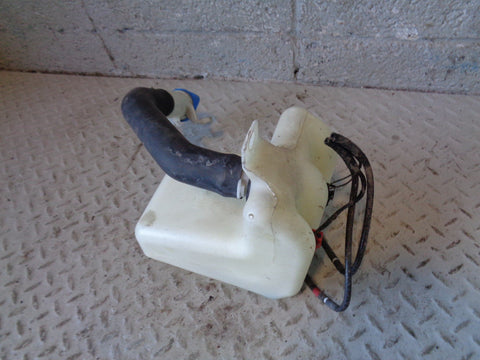 Freelander 1 Washer Bottle Windscreen 2 x Pumps Land Rover 1998 to 2006