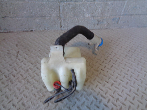 Freelander 1 Washer Bottle Windscreen 2 x Pumps Land Rover 1998 to 2006