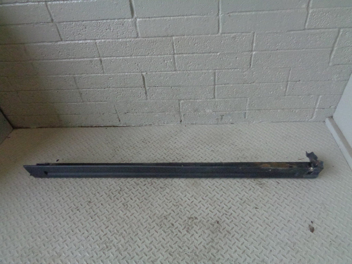 Range Rover Sport Sill Cover Plastic Trim Near Side Left L320 DDJ000311