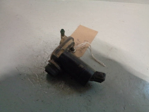Discovery 3 Windscreen Washer Bottle Pump Land Rover 2004 to 2009