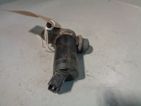 Discovery 3 Windscreen Washer Bottle Pump Land Rover 2004 to 2009