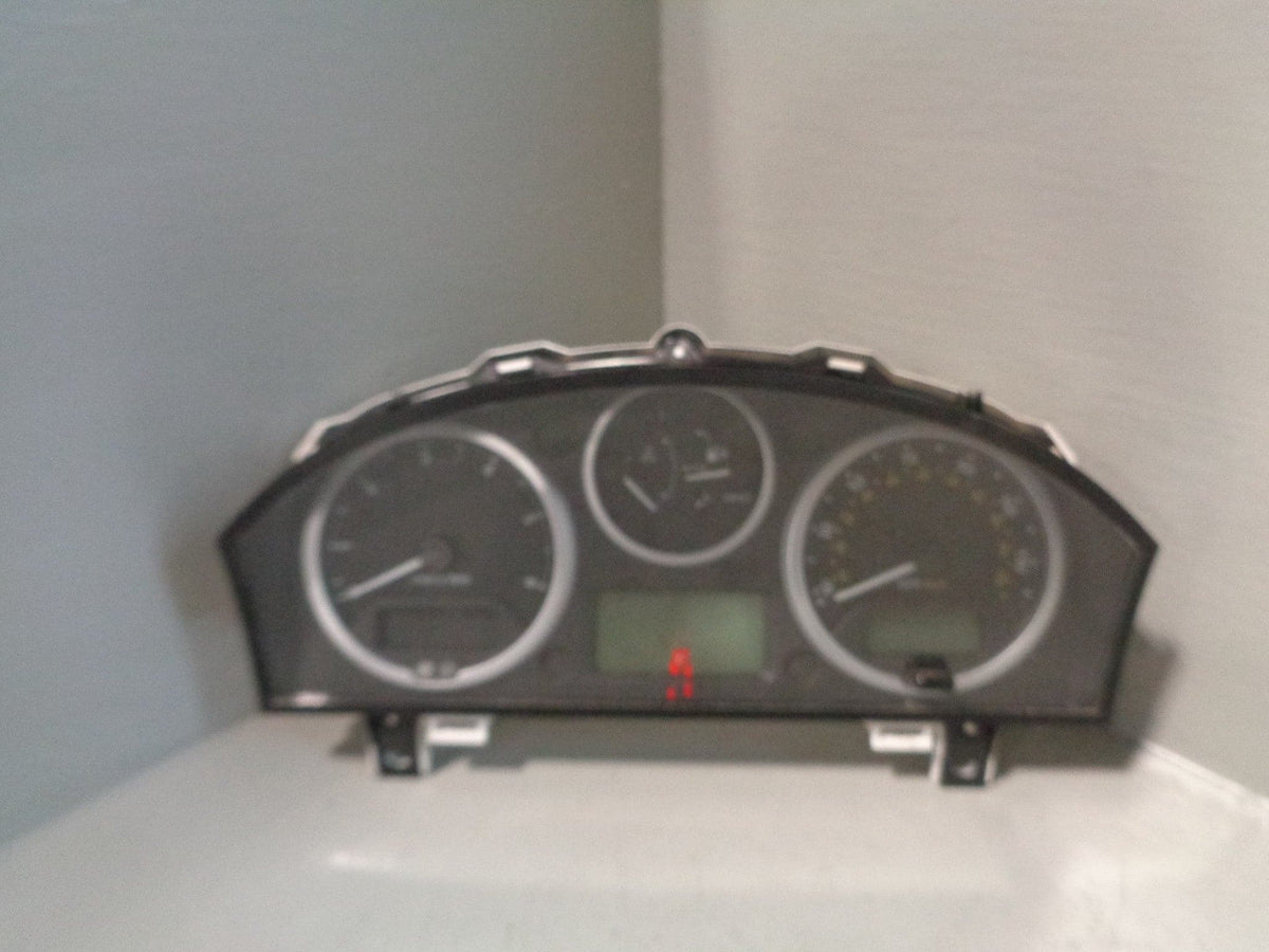 Discovery 3 Instrument Cluster Speedo YAC502070 Land Rover 2006 to 2009 K13103